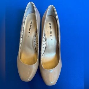 Tan Madden Girl Stilettos Size 8M